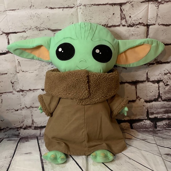 Star Wars Mandalorian Baby Yoda Grogu pillow plush - Picture 1 of 3